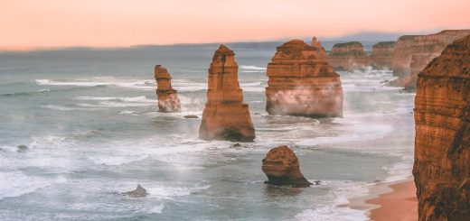 Can you walk on the beach at the 12 Apostles